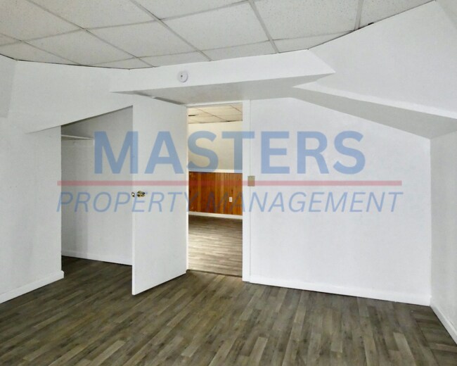 Building Photo - 322 Euclid Ave