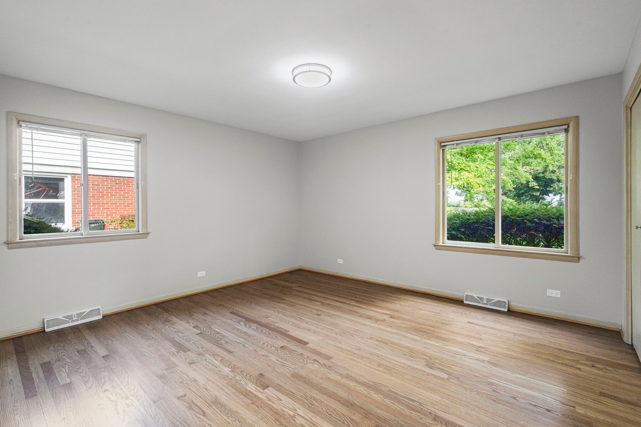 Building Photo - 2712 2nd Private Rd