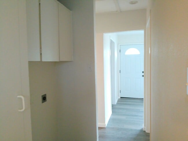 Building Photo - 2930 E Harrington Dr