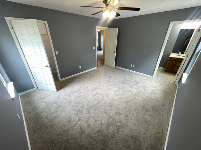 Building Photo - Cute Efficient Home For Rent Shelby County