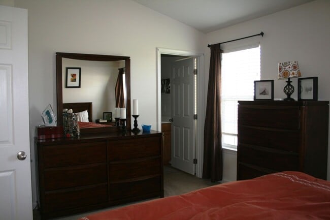 Building Photo - 2775 Aldersgate Way