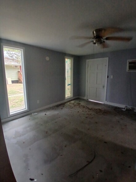 Building Photo - 617 Lafayette St