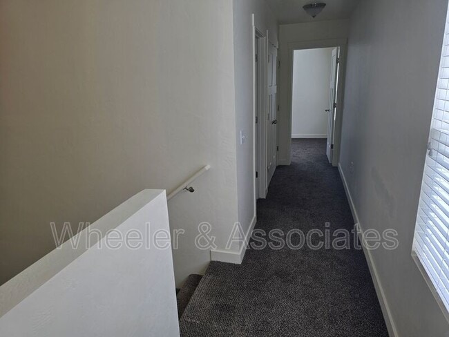 Building Photo - 4188 W High Gallery Ct