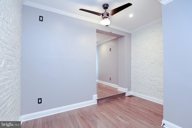 Building Photo - 544 Newton Pl NW