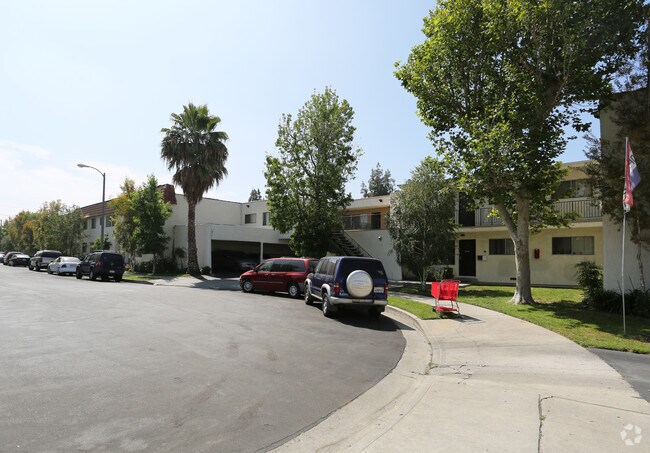 Building Photo - Villa Etiwanda Apartments