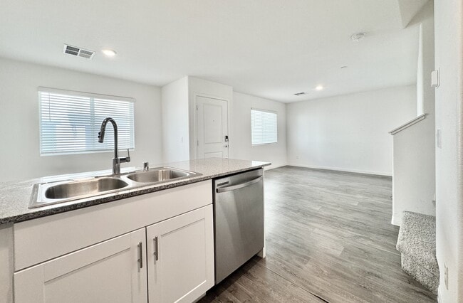Building Photo - 12349 Radiant Sunrise Rd