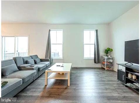 Building Photo - 5019 Forsythia Pl