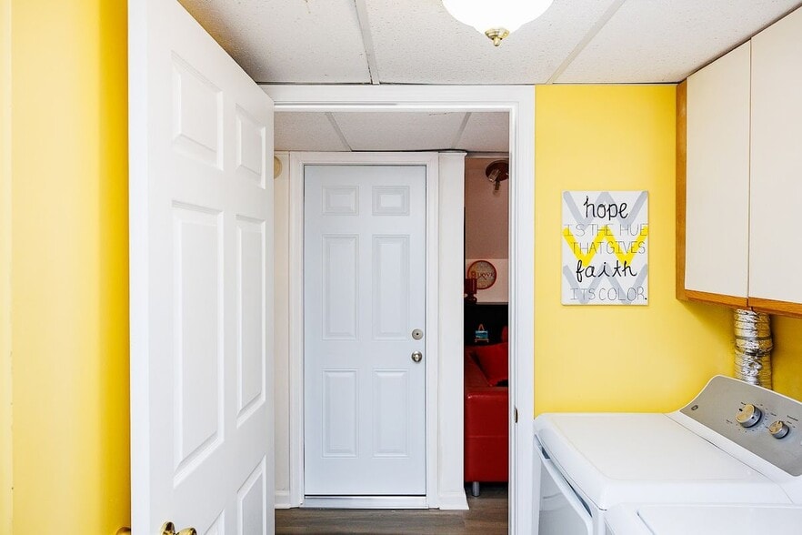 Building Photo - 7286 EARLYS Rd