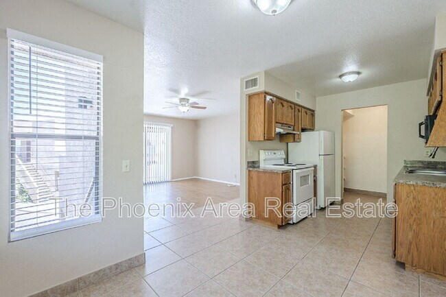 Primary Photo - 16657 E Gunsight Dr