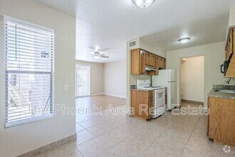 Building Photo - 16657 E Gunsight Dr