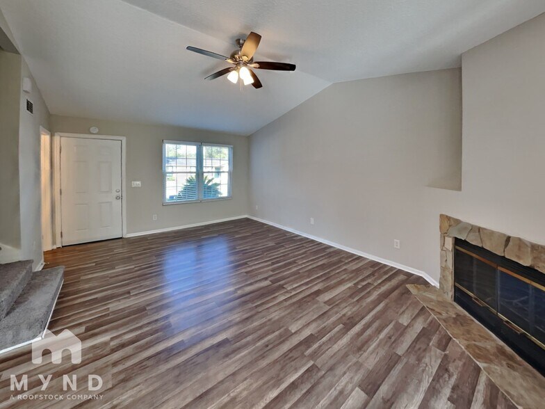 Building Photo - 6477 Sierra Dr