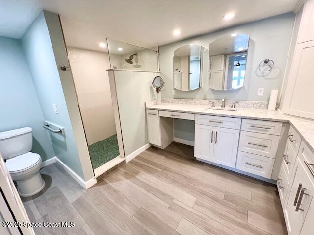 Building Photo - 102 Riverside Dr