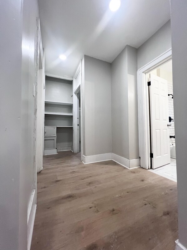 Building Photo - 5133 Whitfield St