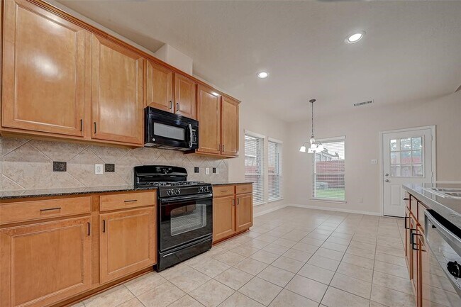 Building Photo - 21587 Tims Harbor Dr