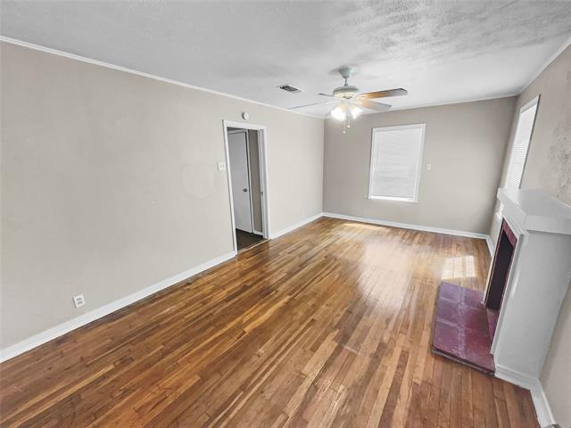 Building Photo - 4924 Penrose Ave
