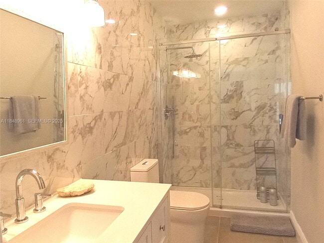 Building Photo - 13473 Fountain View Blvd