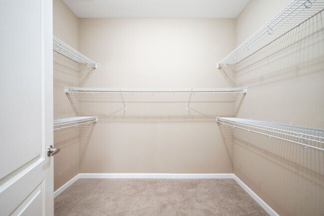 Building Photo - Spacious 3BR + Loft in the Palomino Park Community - Perfect for Comfortable, Convenient and Quit...