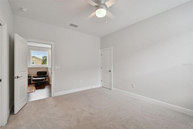Building Photo - 5700 Interbay Blvd