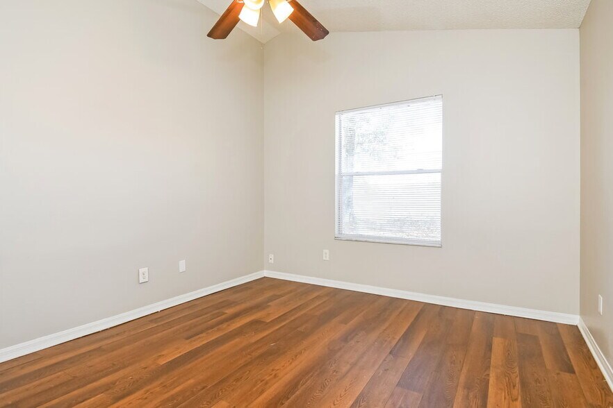 Building Photo - 5166 Clarion Hammock Dr