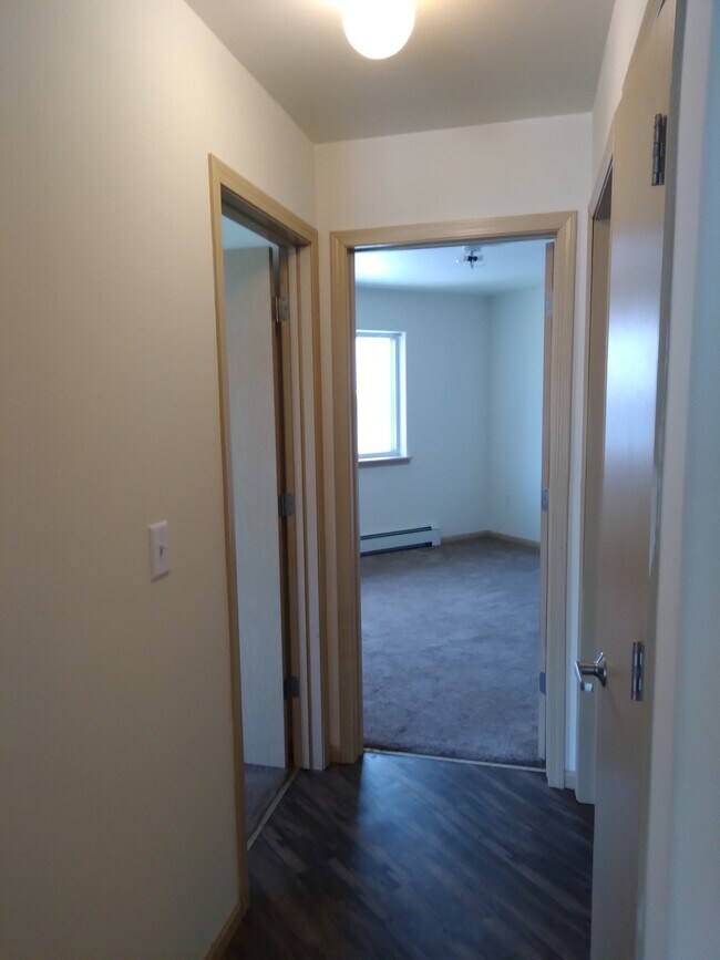 Building Photo - 956 Boston Way