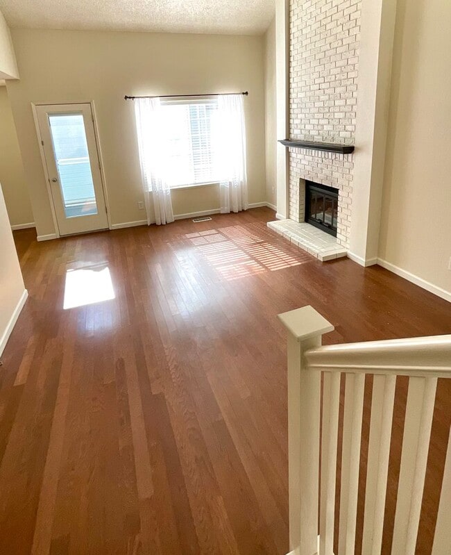 Building Photo - Northgate Village -  3 bedroom, 2.5 bath Townhouse!