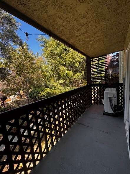 Balcony with Courtyard Views - 5830 Benner St