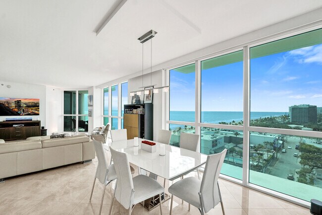 Building Photo - 101 S Fort Lauderdale Beach Blvd