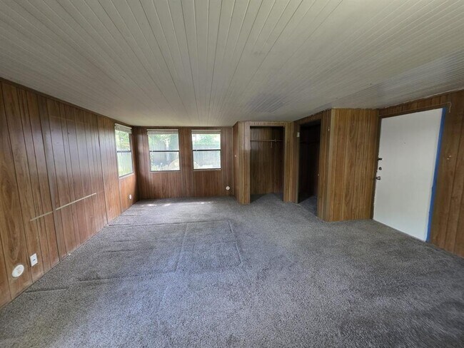 Building Photo - 22819 Carter Gate Dr
