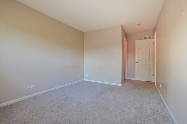 Building Photo - 153 Orchards Pass