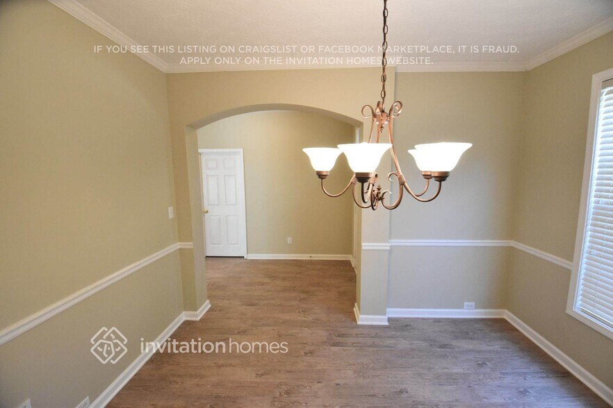 Building Photo - 127 Silver Arrow Cir