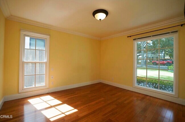 1st Master suite - 2340 Brigden Rd