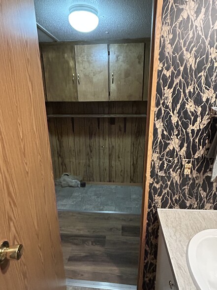 Washer/Dryer connection - 10975 E US Highway 64