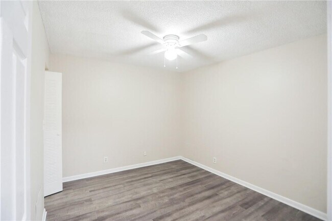 Building Photo - 4163 NW 114th Ave