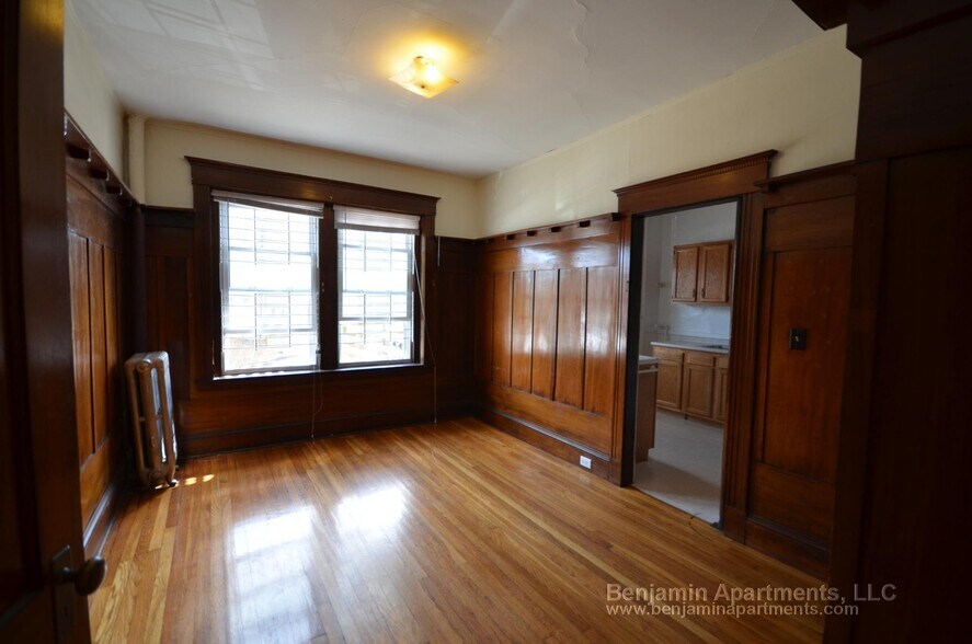 Building Photo - 116 Englewood Ave
