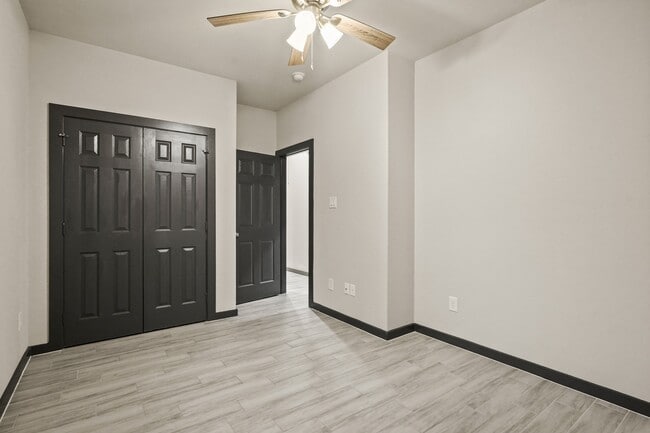 Building Photo - 4802 Cruse Rd