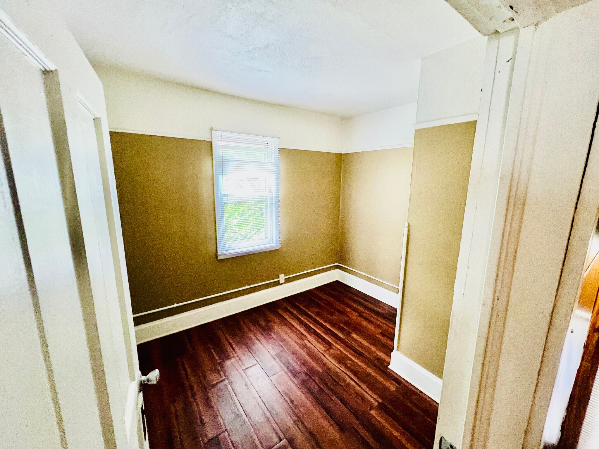Building Photo - 2018 62nd St