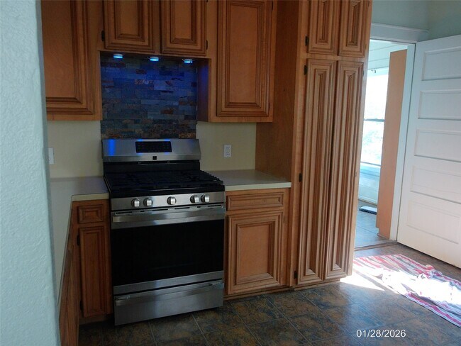 Building Photo - 4619 Ave S