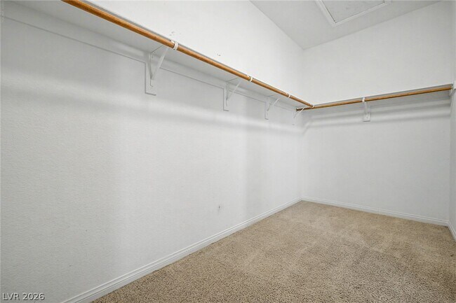 Building Photo - 4204 Lower Saxon Ave
