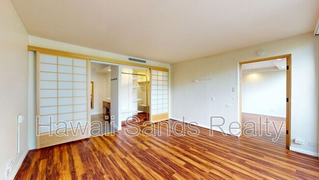 Building Photo - 500 Lunalilo Home Rd