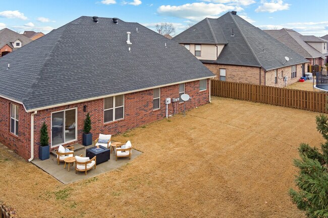 Building Photo - 6502 Hearth Falls Dr