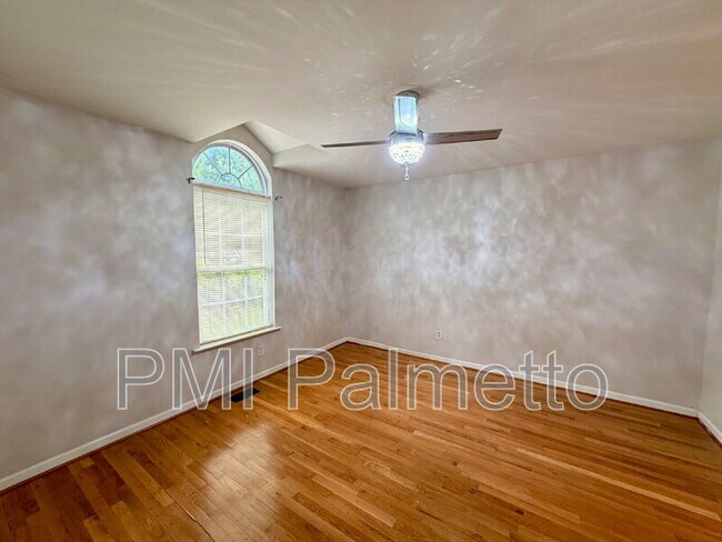 Building Photo - 152 Chatham Cir