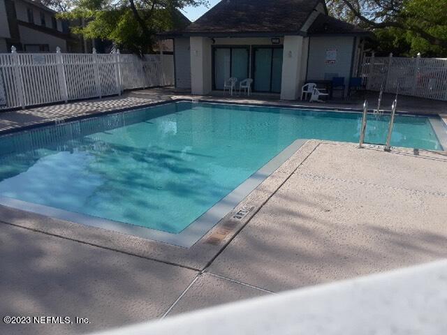 Building Photo - 1503 Challenger Ct W