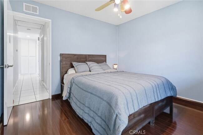 Building Photo - 2142 Iron Club Dr