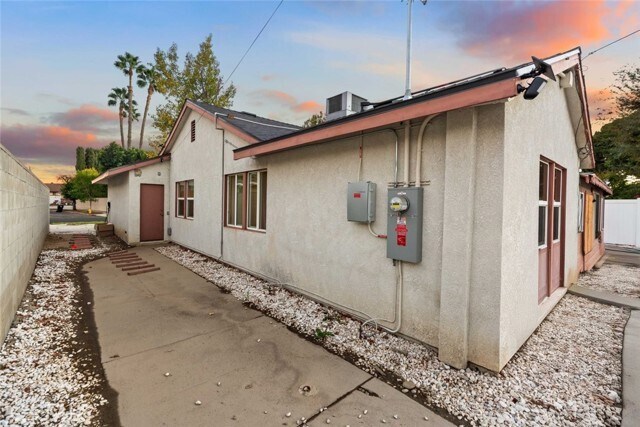 Building Photo - 11377 Gaynor Ave