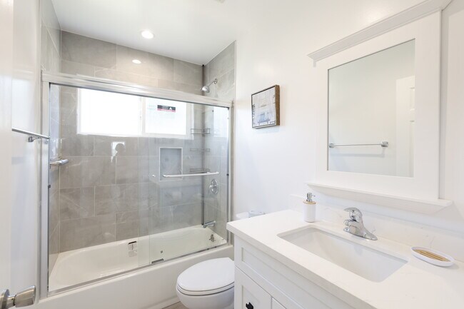 bathroom - 18623 Bryant St