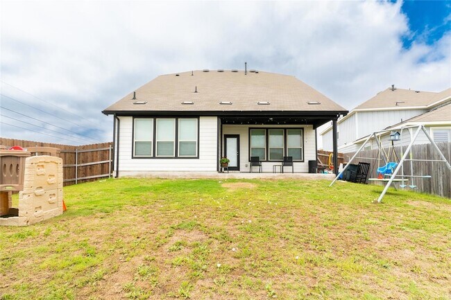 Building Photo - 237 Sand Lily Ln