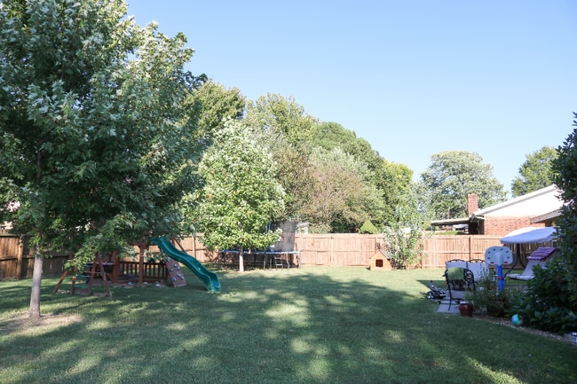 Building Photo - 4008 Watkins Ave