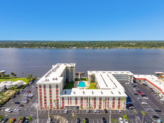 Building Photo - Riverfront 1-Bedroom Condo with Intracoastal Views – Daytona Beach, FL