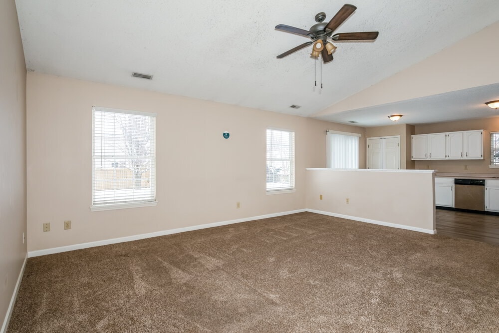Building Photo - 5751 Ashcroft Dr