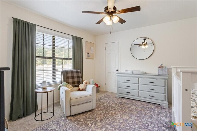 Building Photo - 840 Long Horn Trail